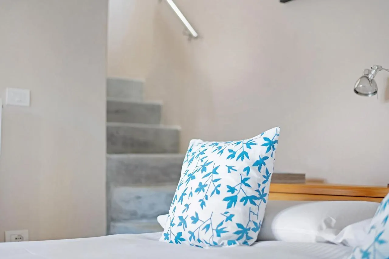 Renovated Barn Of The Year 1500 Apartment Moltrasio